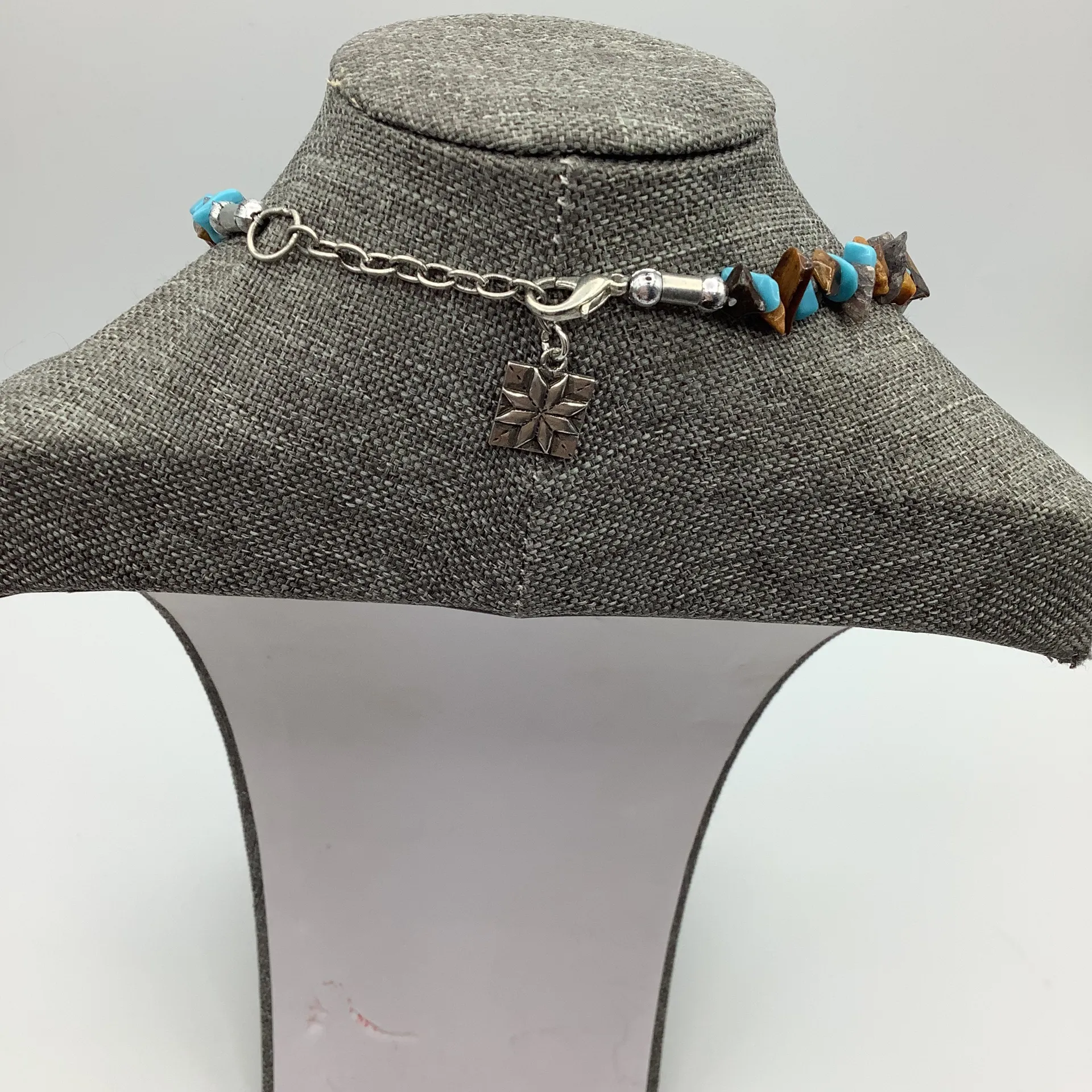 Vintage Y2K Multicolor Beaded Gemstones Necklace Set Of 3 Silver Tone Chic  - Image 8