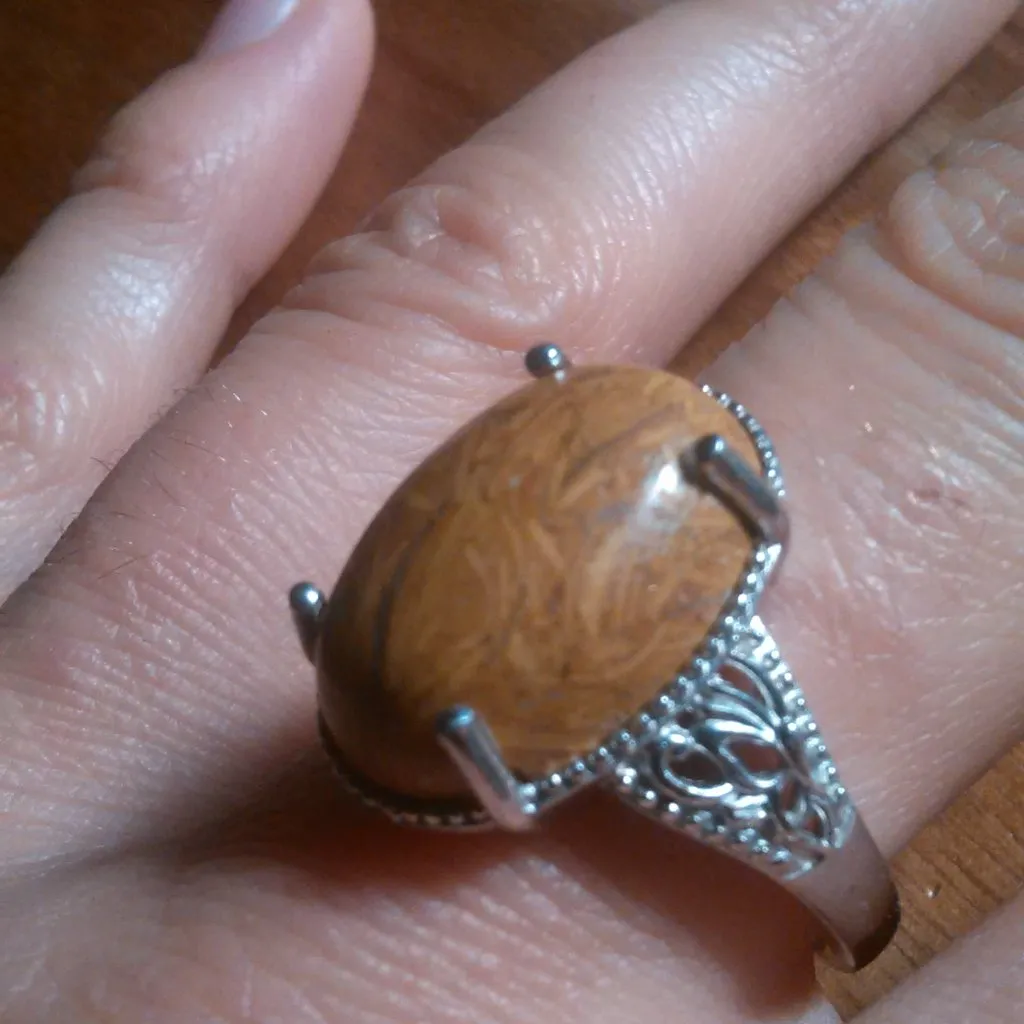 Script Stone Platinum Bond Brass Solitaire Ring (Size 9) - Image 2