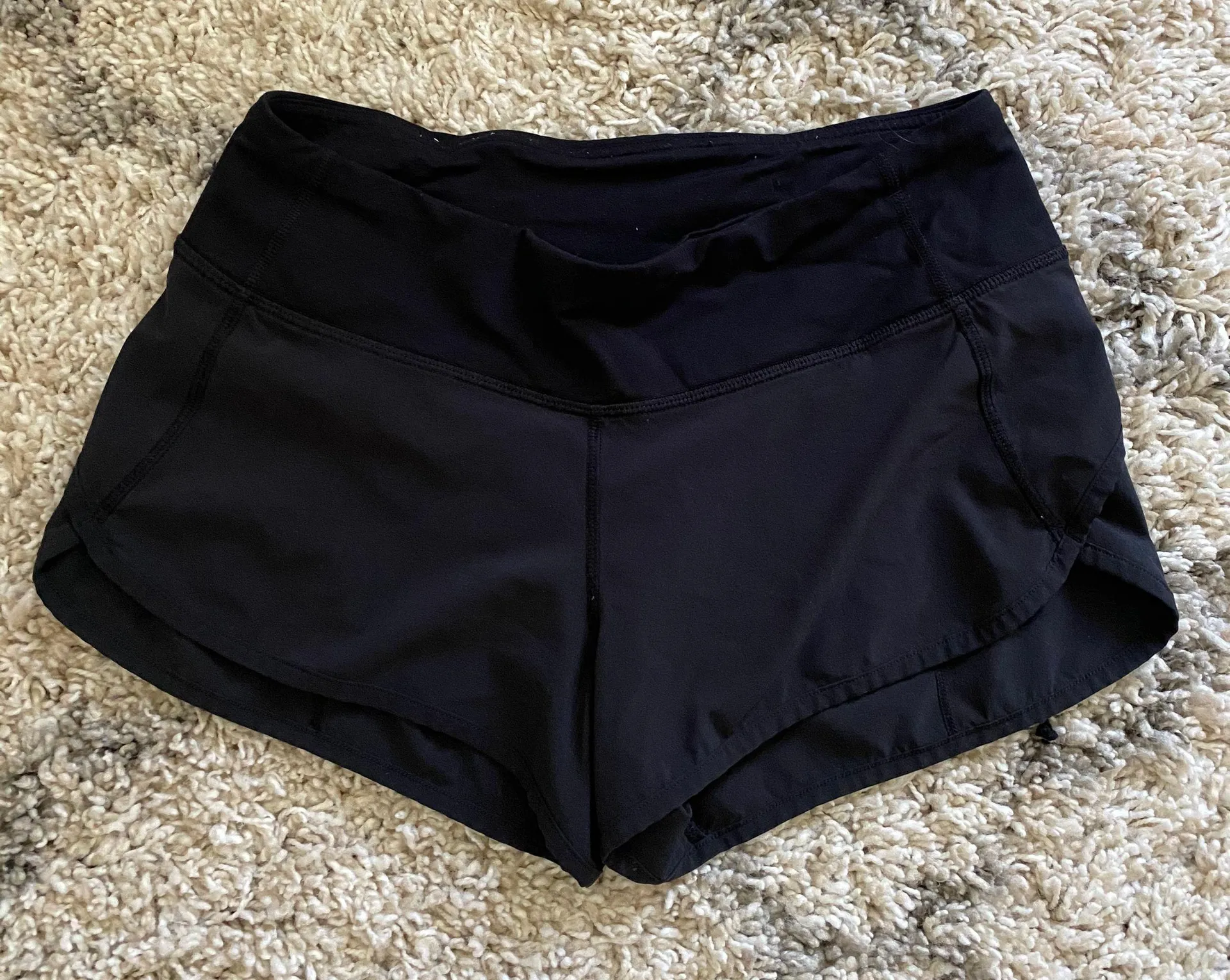 Lululemon Black “Speed Up Short” - Image 3