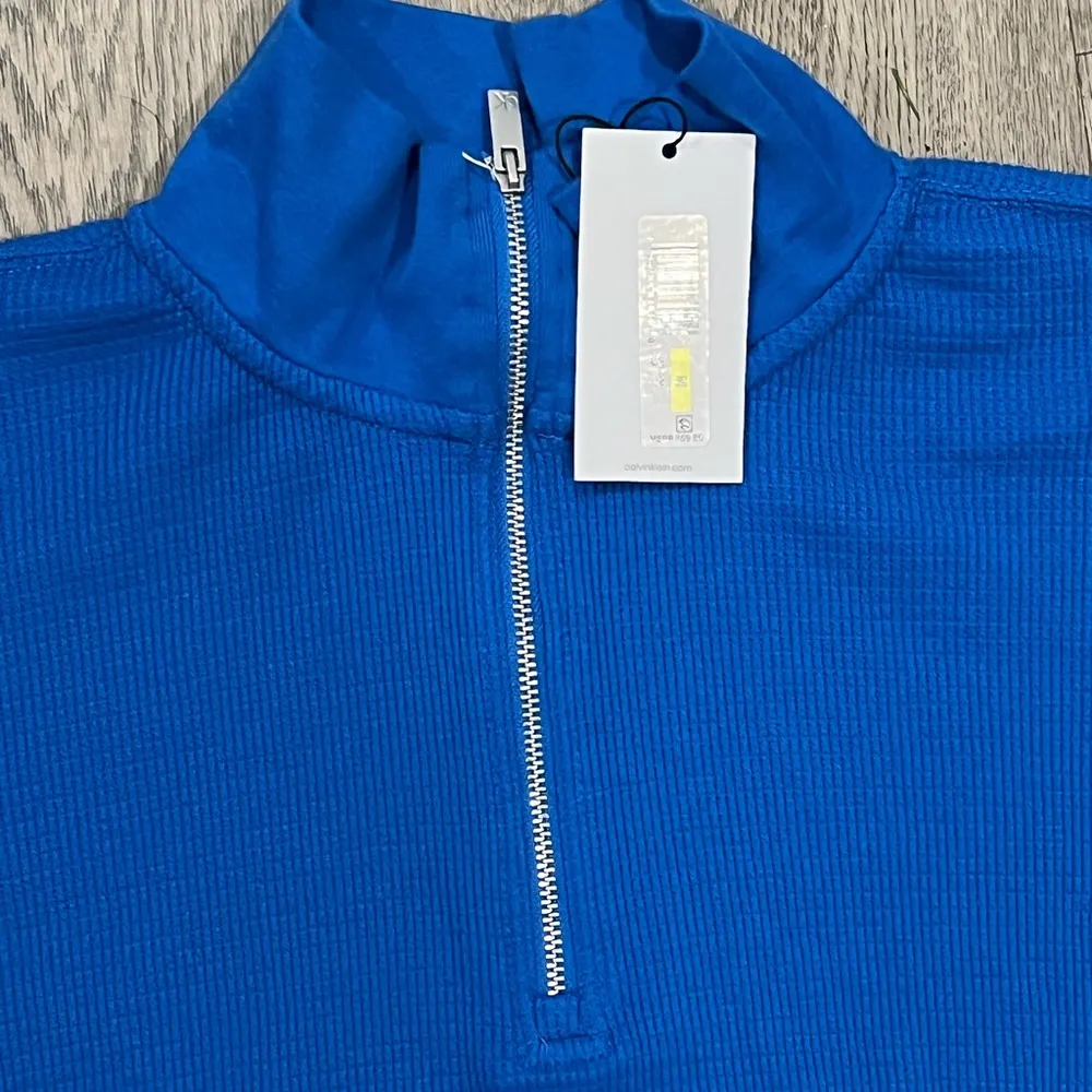 NWT Women’s Calvin Klein 1/4 zip pullover cropped top Blue Size Medium - Image 3