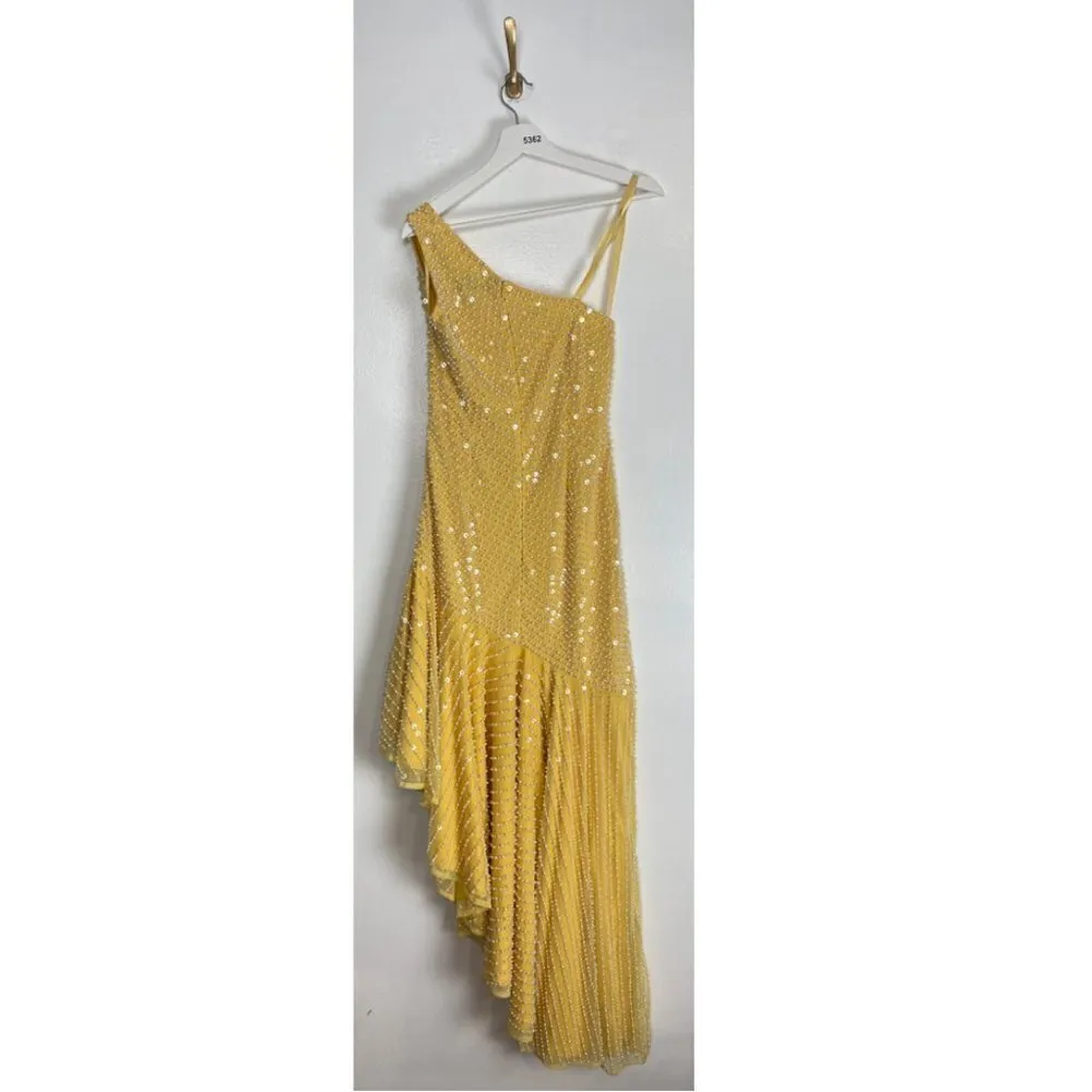 MAC DUGGAL Imitation Pearl One-Shoulder Asymmetric Gown in Yellow Size US 6 - Image 6