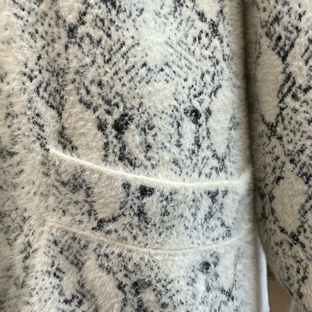 Snakeskin Pattern Hooded Coat Snap Closure Cardigan Fuzzy & Soft by Buckle Black - Image 7