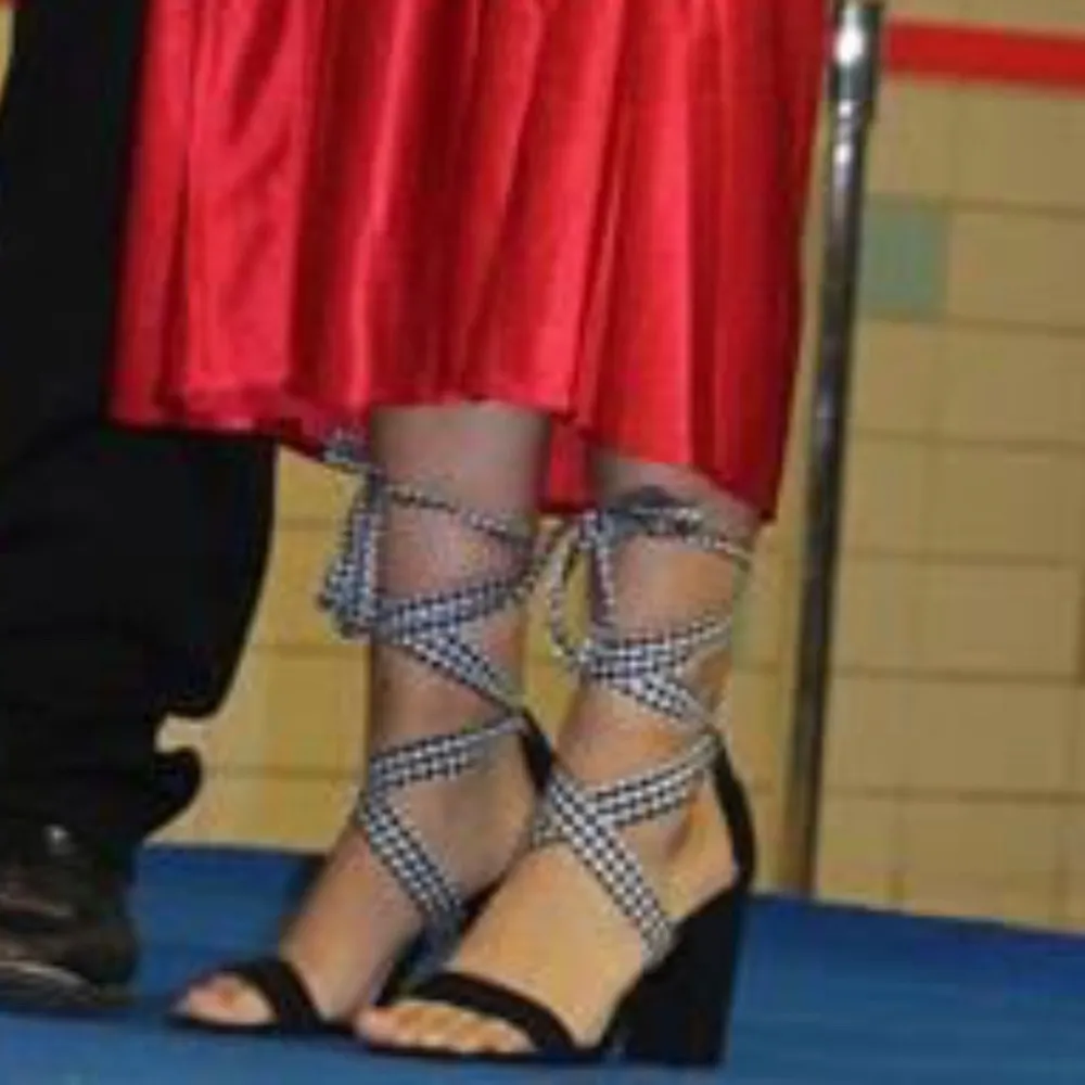 Charlotte Russe Wrap around heels - Image 4