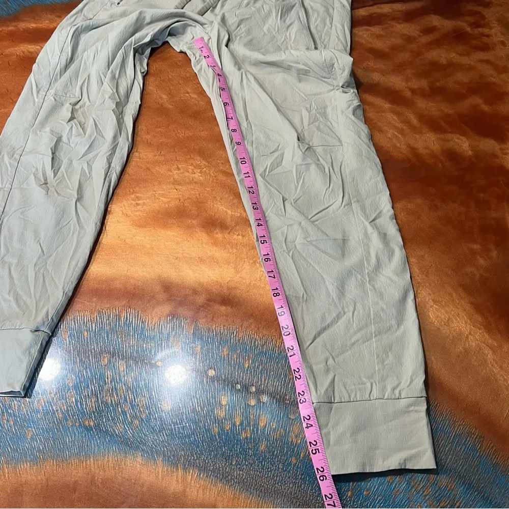 Athleta Trekkie North Joggers Khaki size 0 - Image 12