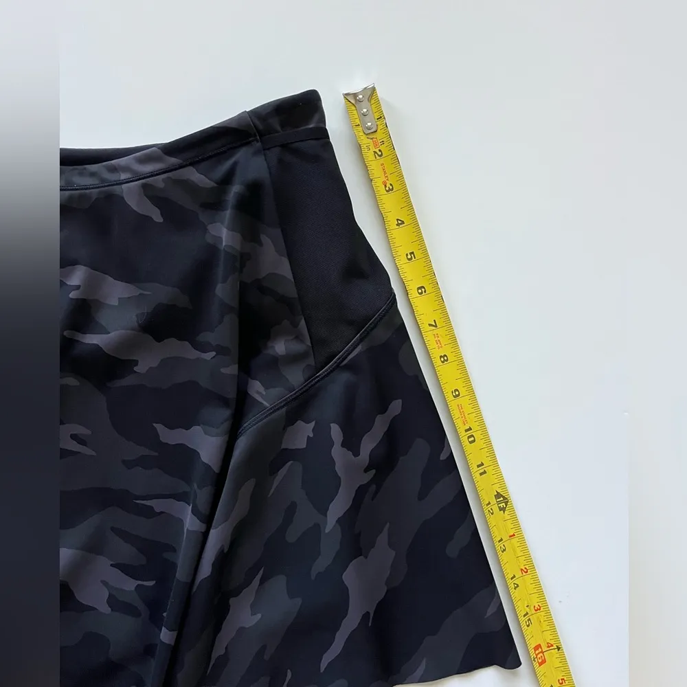 Athleta Match Point Printed Skort -Size L - Image 4