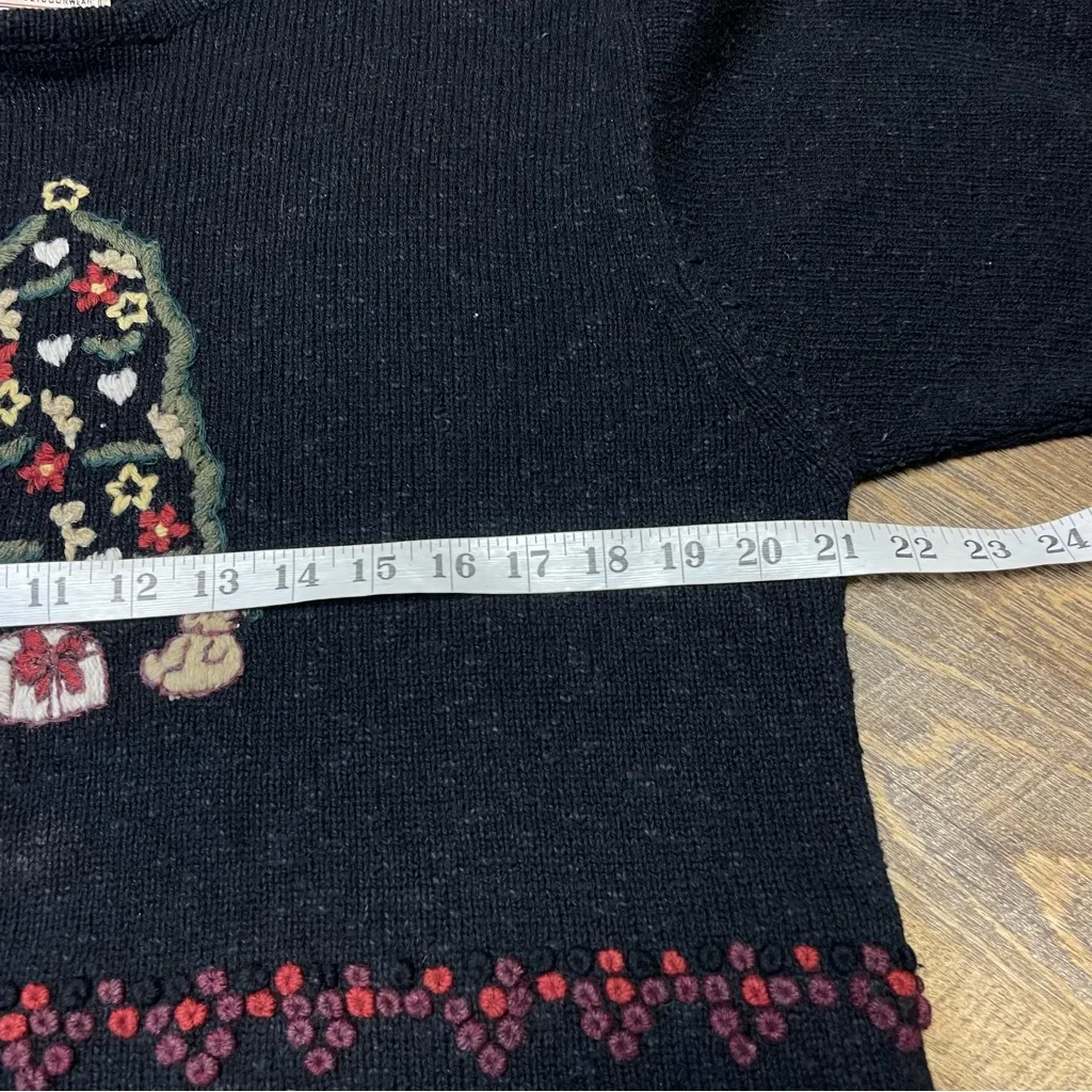 Vintage Woolrich Wool Holiday Sweater Womens Medium Embroidered Christmas Black - Image 4
