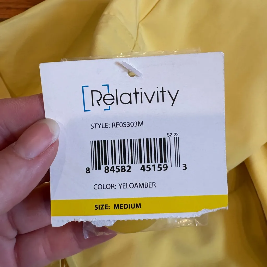 Relativity Women’s Rain Jacket – Size Medium – NWT – Yellow Trench Coat - Image 4