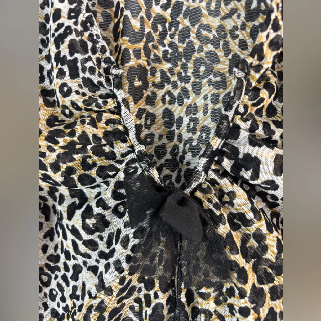 Cacique 22/24W 3X Animal Print Semi-Sheer Front Tie Robe - Image 6