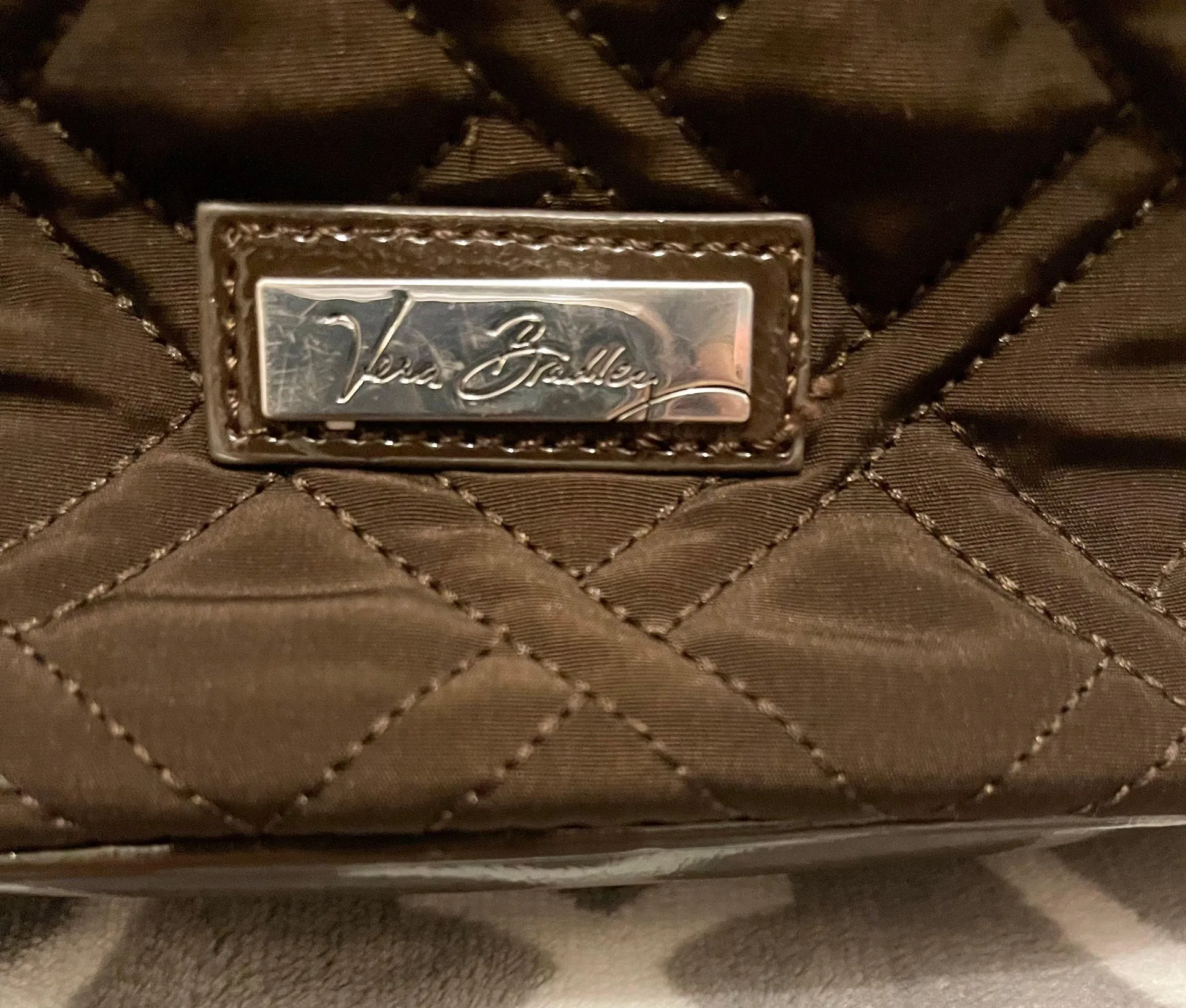 Vera Bradley Quilted Chocolate Hobo Bag - Image 5