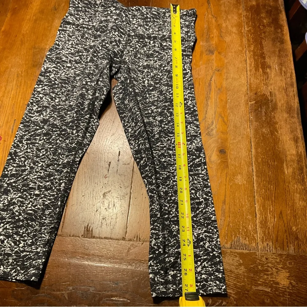 Lululemon Wunder Under Crop III Iced Wave Black White Size 6 Leggings - Image 5