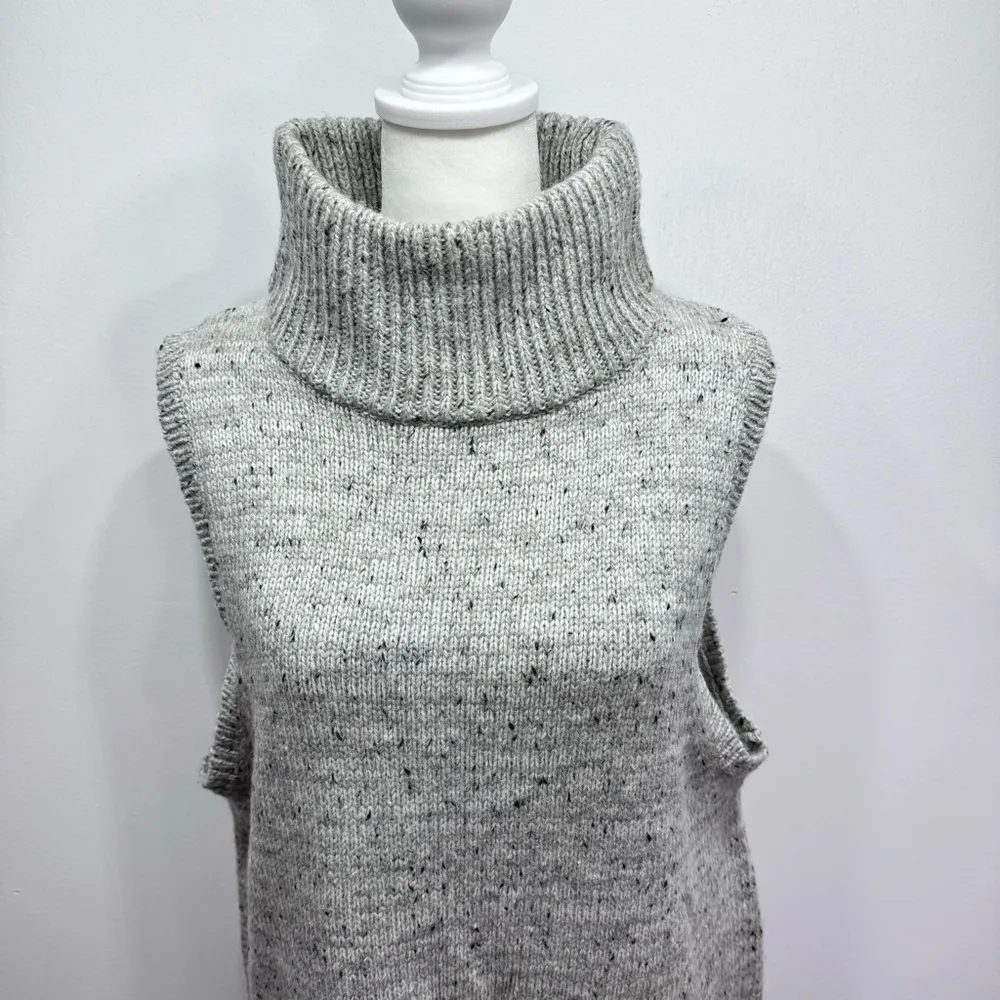 Woolrich Gray Desert Chill Pullover Sleeveless Turtleneck Tunic Size Large - Image 3
