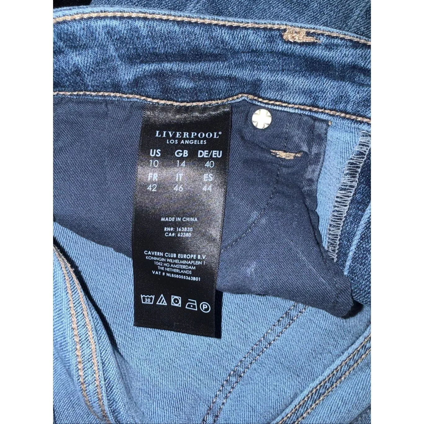 Liverpool The Crop Flare Medium Wash Raw Hem Non Ripped Jeans 10/30 #765 - Image 7