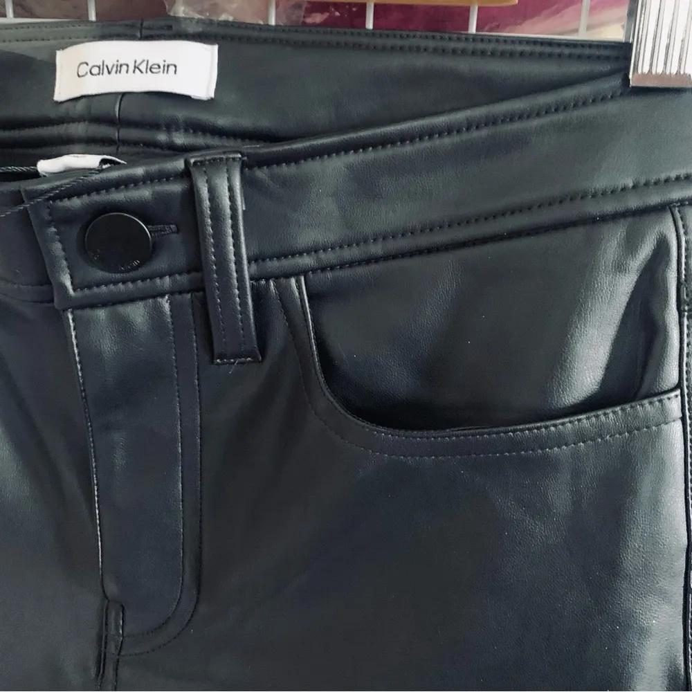 Calvin Clein High Rise Slouchy Straight Faux Lether Jean - Image 6
