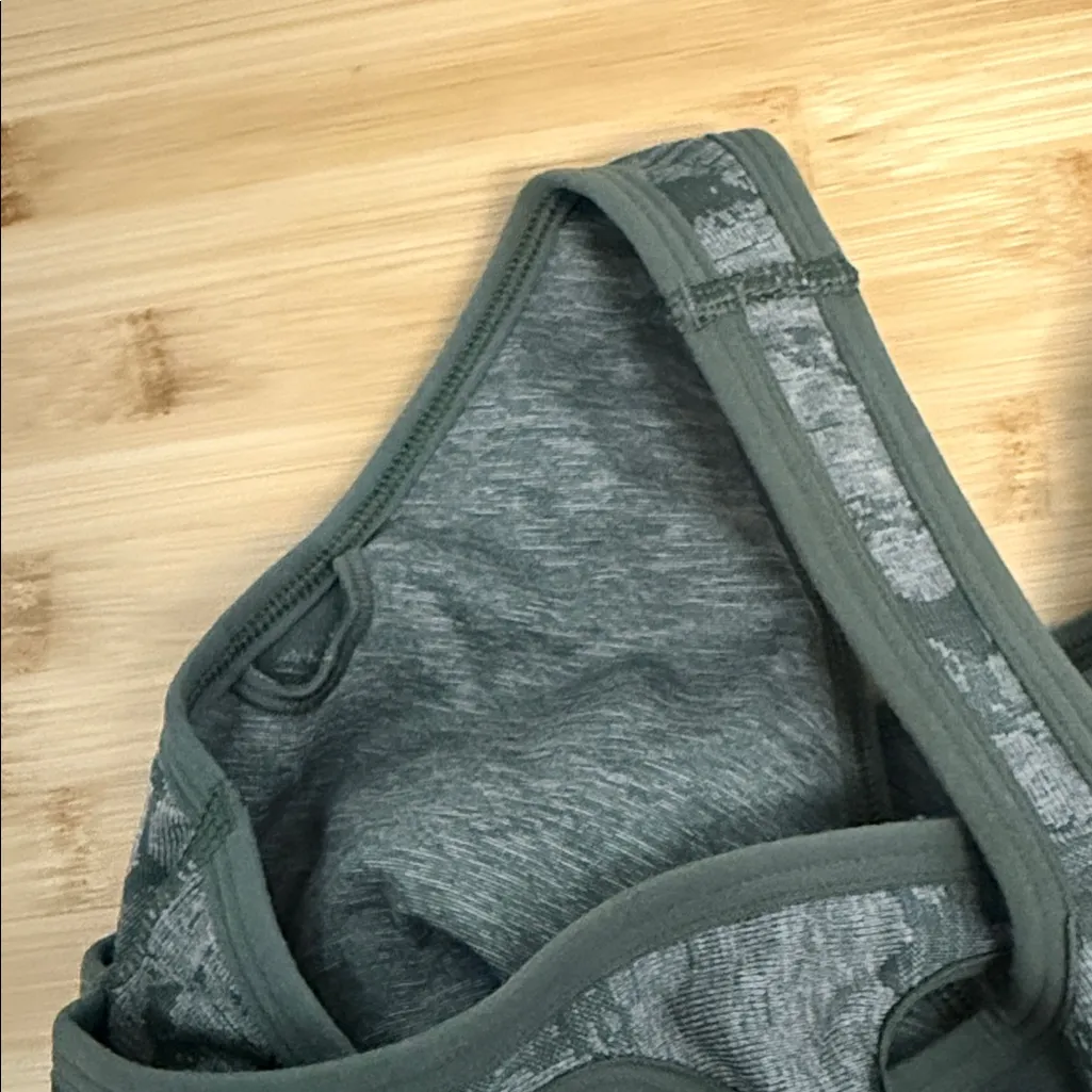 Gymshark Size Small Army Green Women's Teen Girl Sports Bra - Image 4