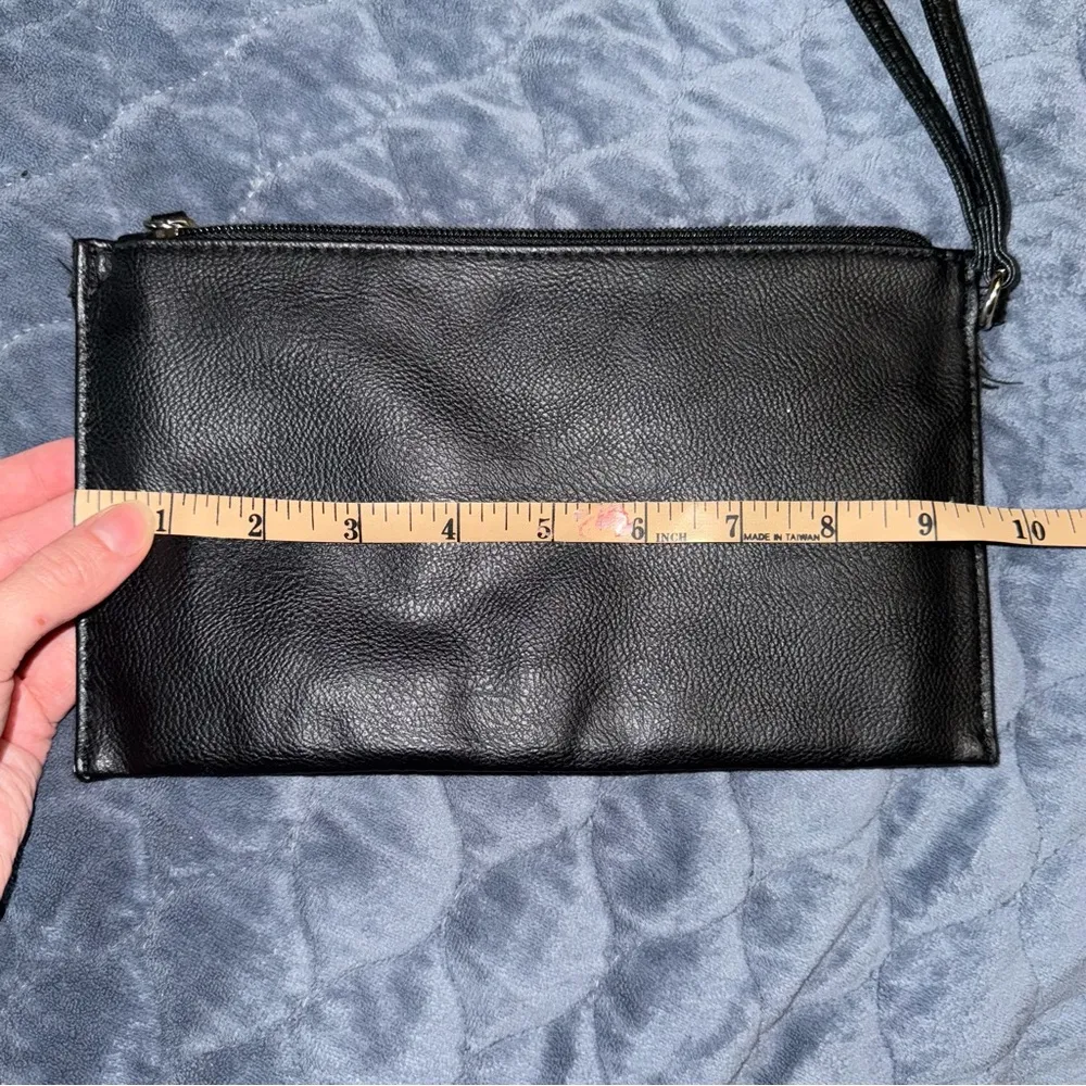 Holiday Pug Dog Print Wristlet Red - Image 4