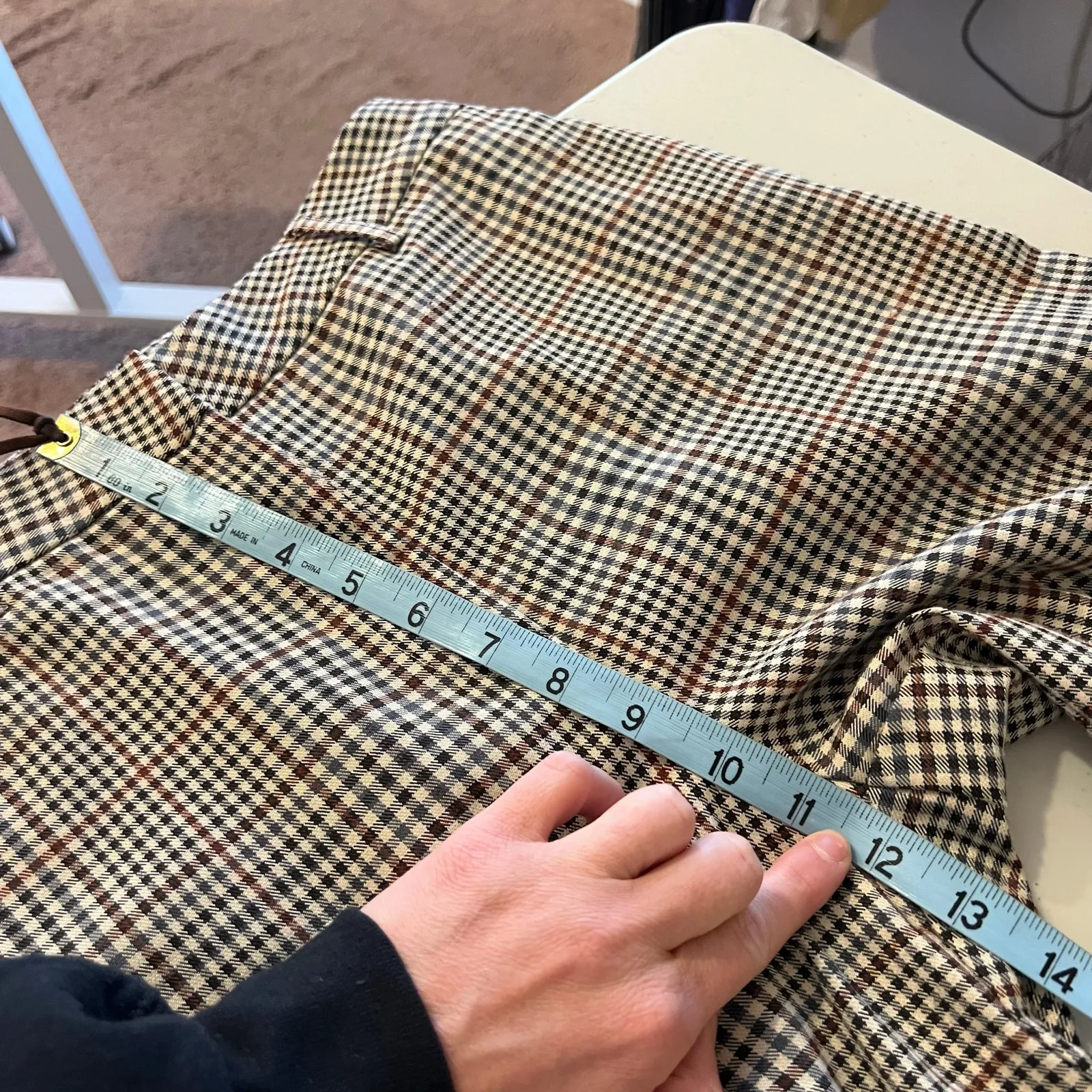 Lulu's Brown Plaid Print High Rise Flared Trouser Pants Size Medium - Image 13