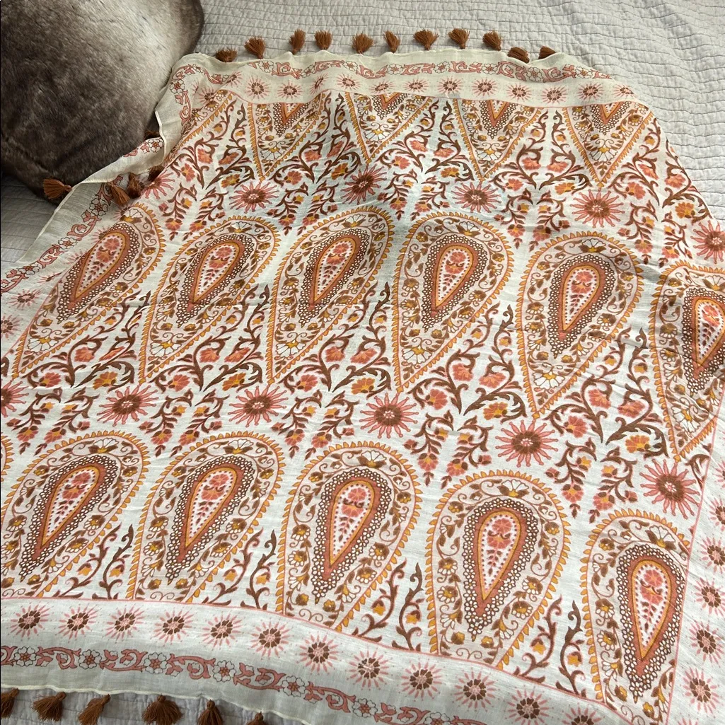 Spartina 449 linen cream boho tassel Paisley, printed scarf shawl wrap OS - Image 13