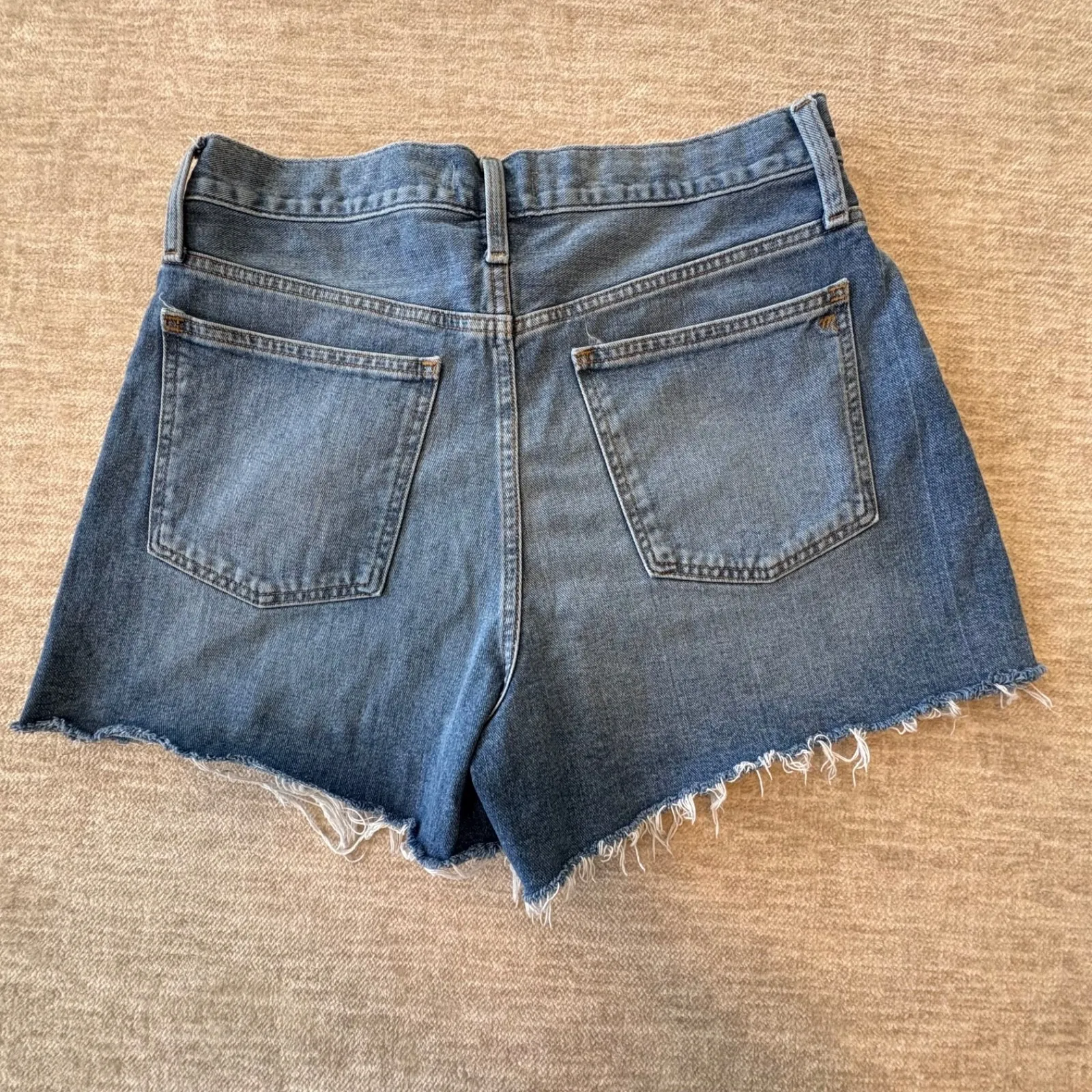 Madewell Shorts Womens 31 The Momjean‎ Medium Wash Denim Cut Offs 3.5" Inseam - Image 3