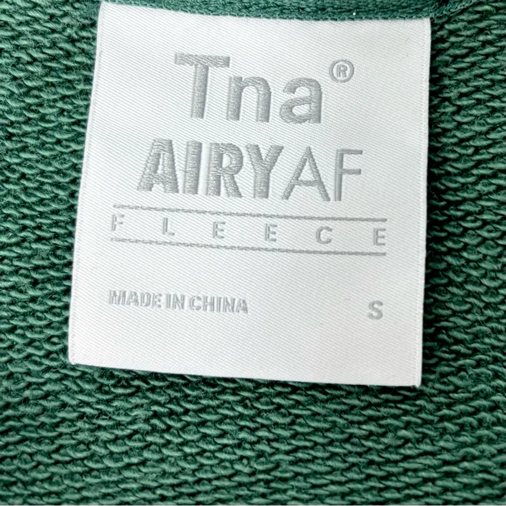 Artiza TNA AIRYAF Fleece Deep Green Cropped sweatshirt size S - Image 10