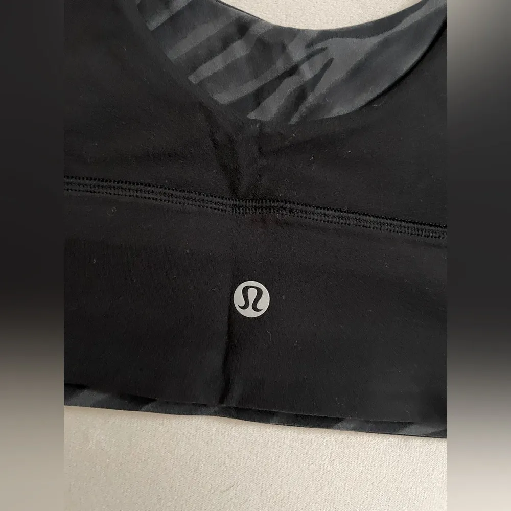Lululemon Align Reversible Sports Bra Black Le Tigre Camo Deep Coal Multi Size 6 - Image 7