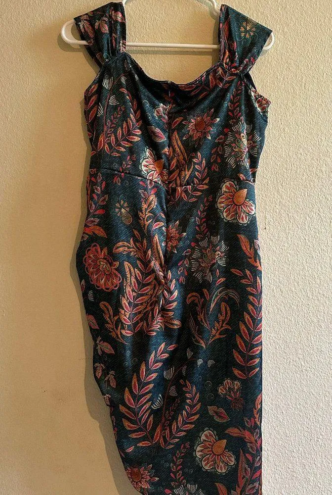 Averie Halley Ruched Midi Dress Size L - Image 3