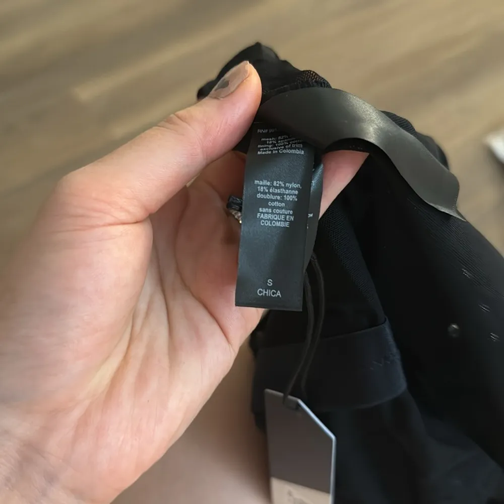 NWT HANKY PANKY X PRABAL GURUNG Hook-&-Eye Halter Bodysuit - Image 11