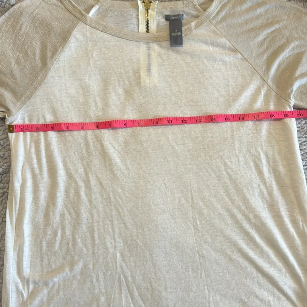 Aerie Large Cream shirt with zipper back and shimmer sleeves. - Image 4