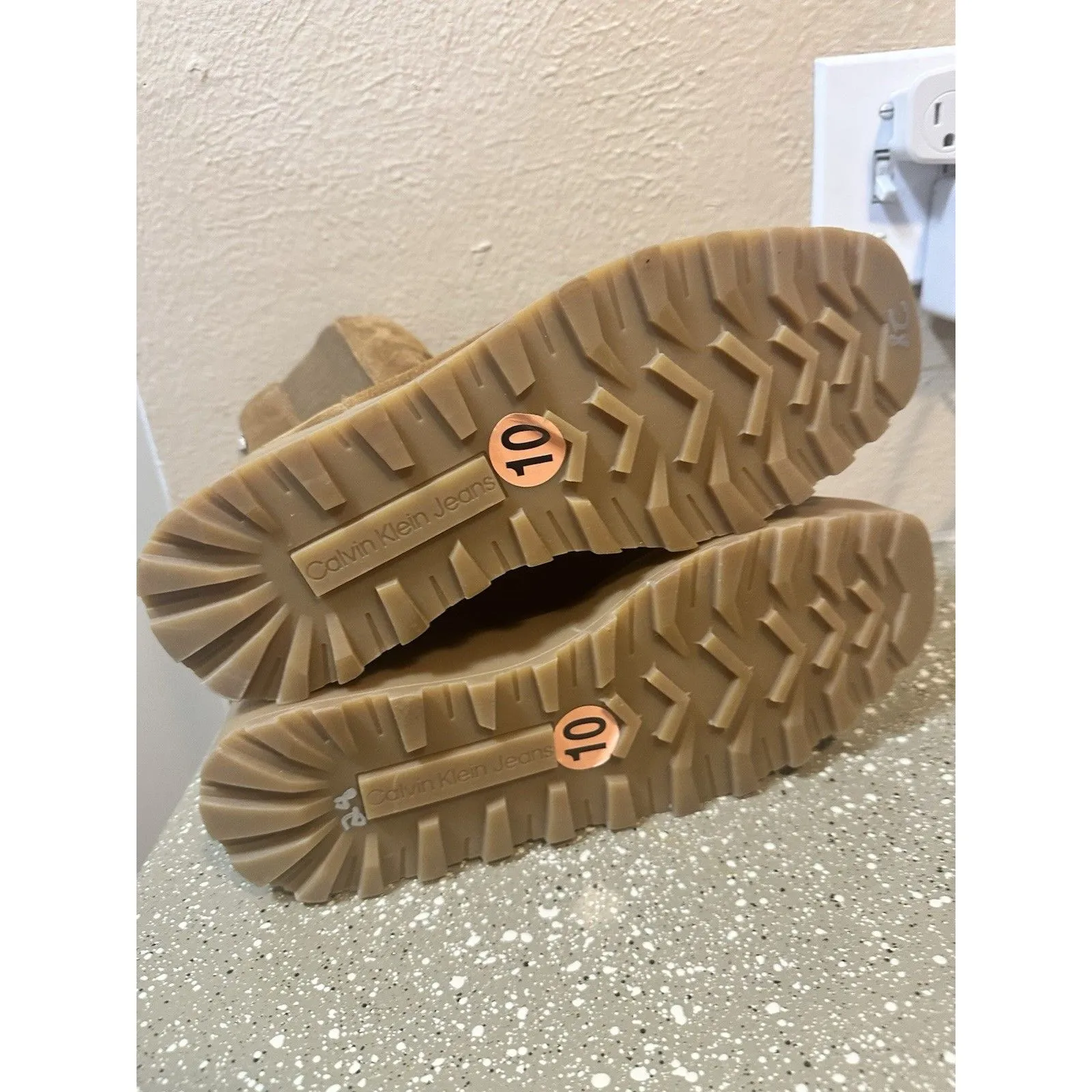 NEW Calvin Klein Women's Nevia Chelsea Wedge Ankle Boot - Cognac Suede -‎ 10 - Image 6