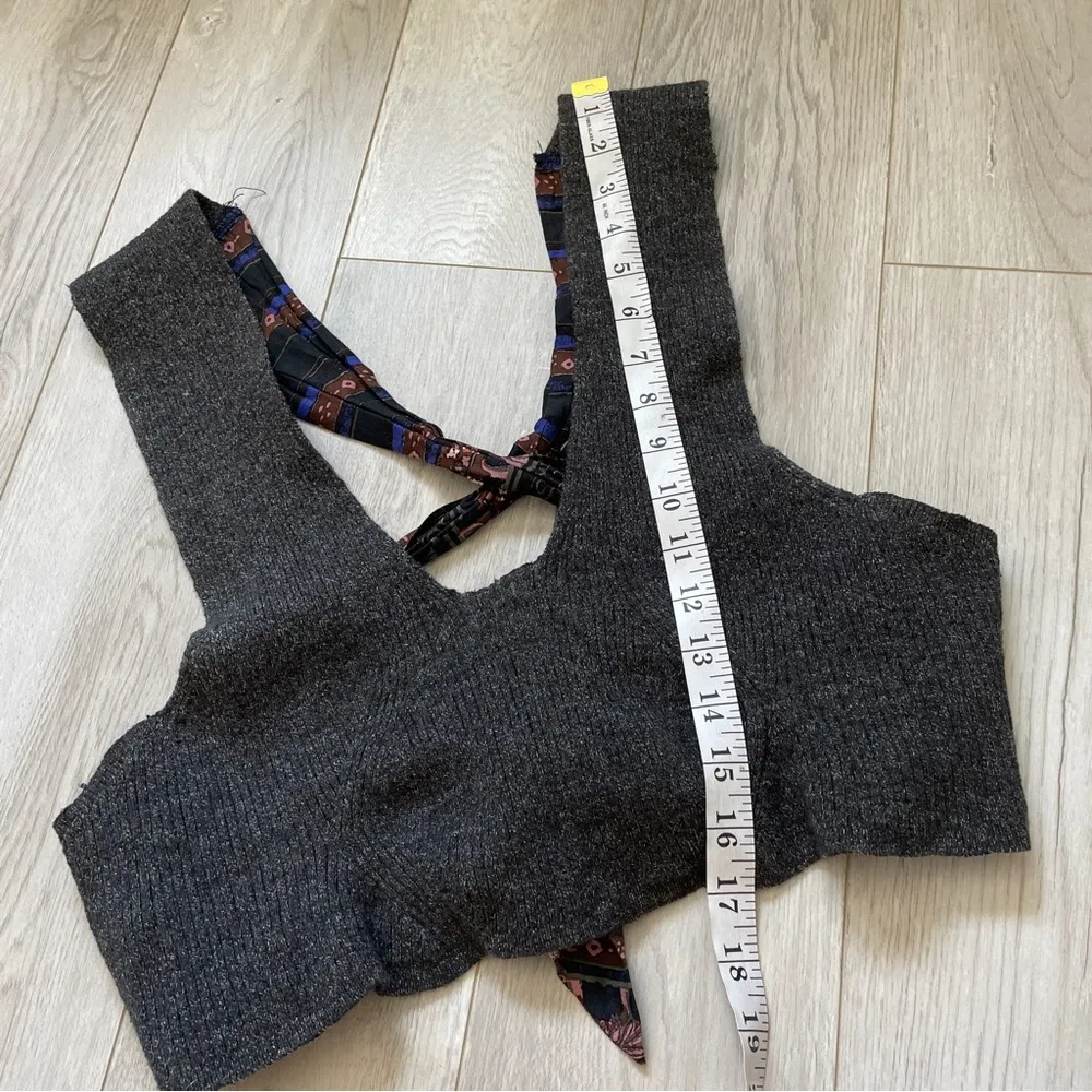 Anthropologie Tie Back Knit Square Neck Cropped Tank Top Gray (Small) - Image 6