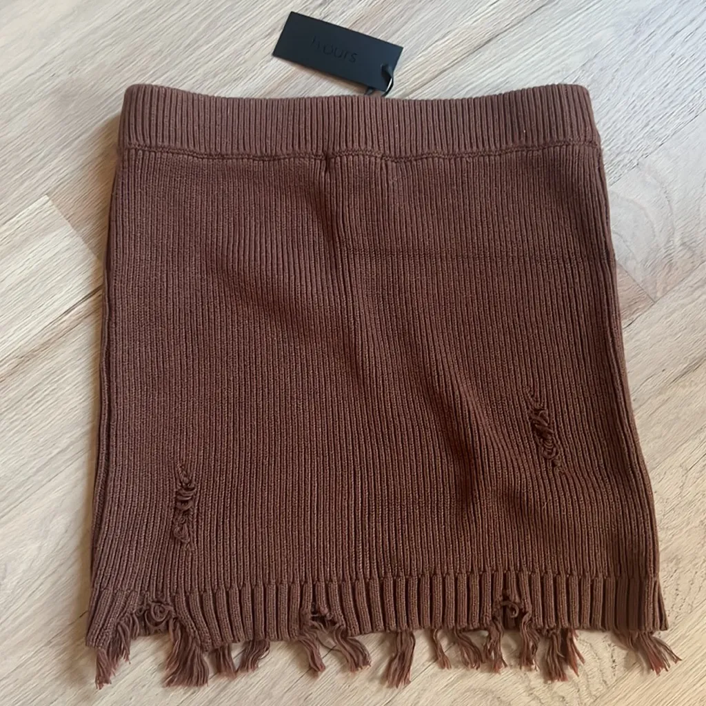 NWT H:ours Elsie mini skirt size small - Image 3
