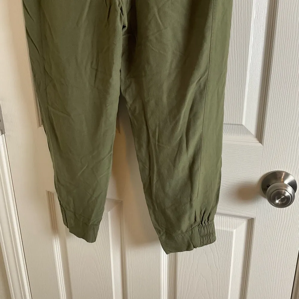 Hurley Women’s Olive Green Pants size large - Image 7