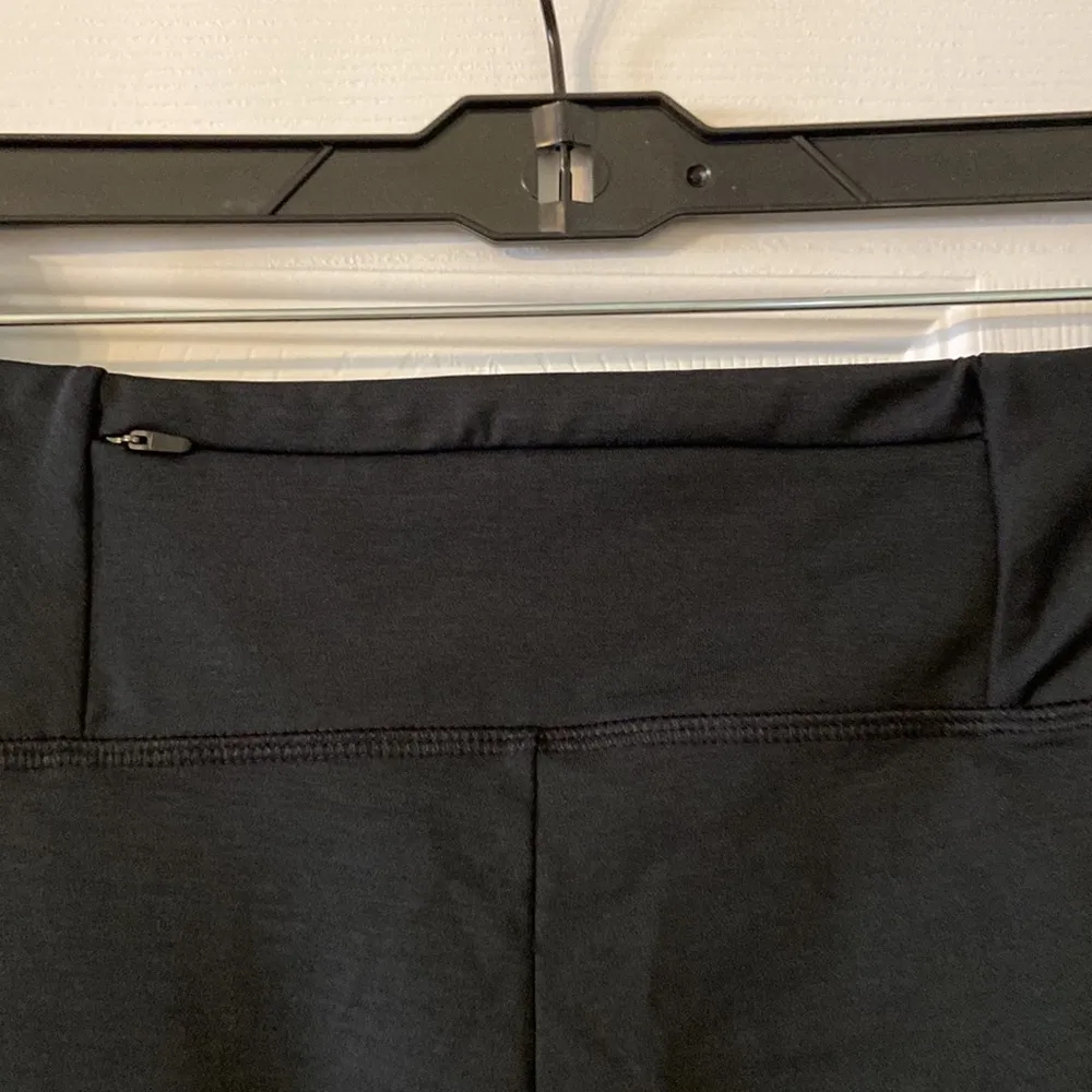 REI Co-op Wome pants size L excellent condition inseam 28” - Image 6