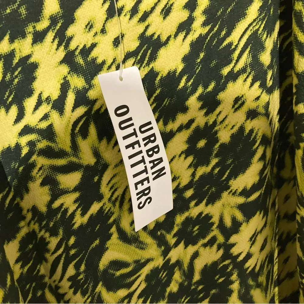 NWT Urban Outfitters Camille Floral Black Green Ruffle Hem Dress Large - Image 7