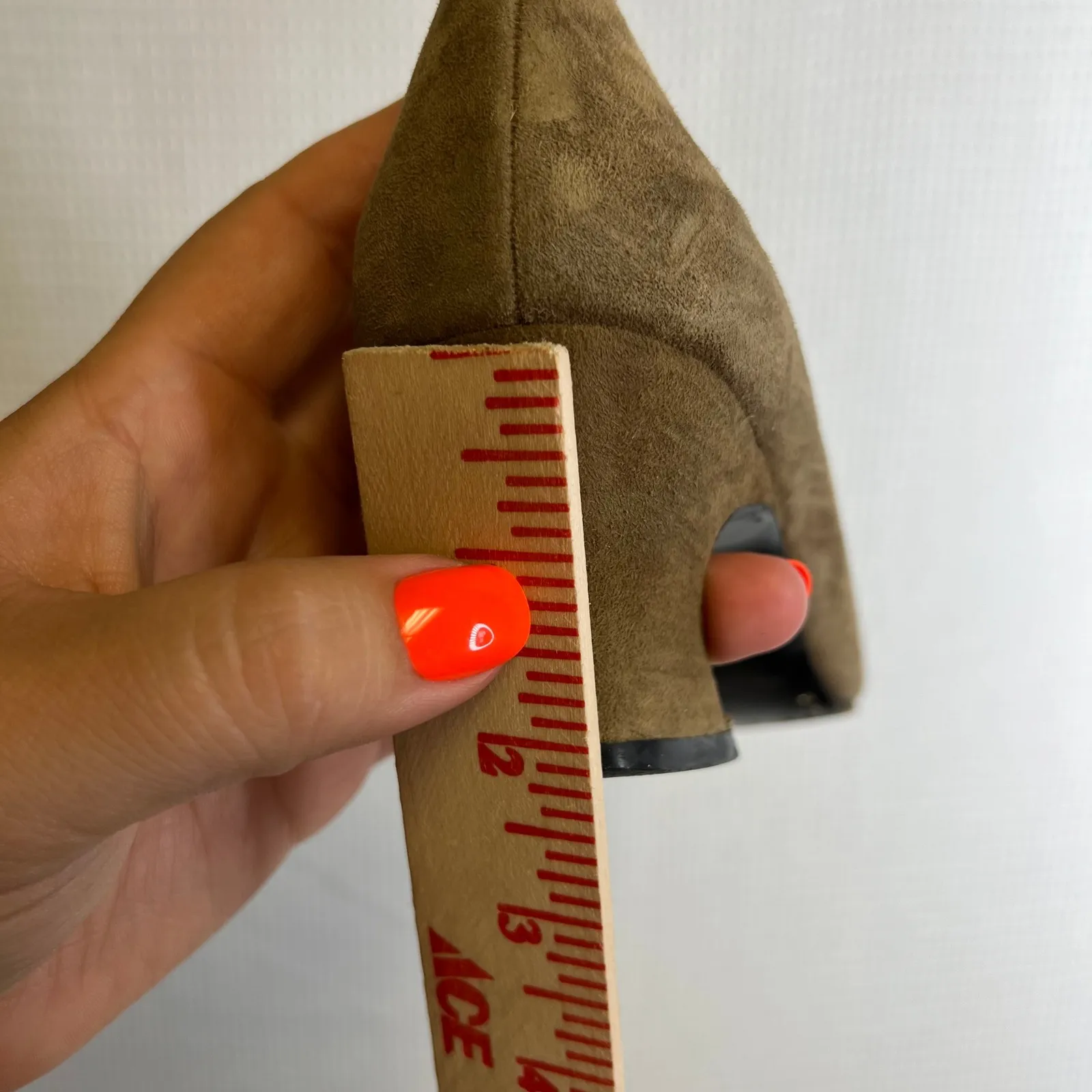 Charles Jourdan Paris Suede Leather Pointed Toe Pumps w/ Buckle‎ Detail Tan Size 7 - Image 9