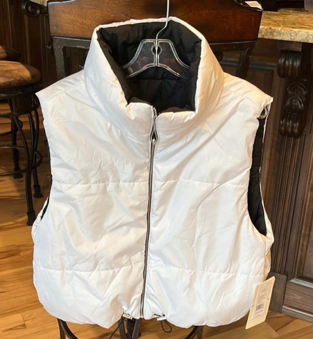 Puffer Vest White Black Cozy Reversible Jacket New Womens Medium - Image 2