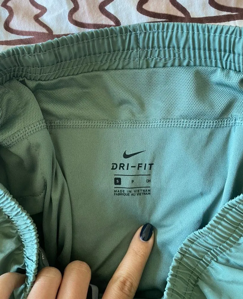 Nike Running Shorts - Image 3