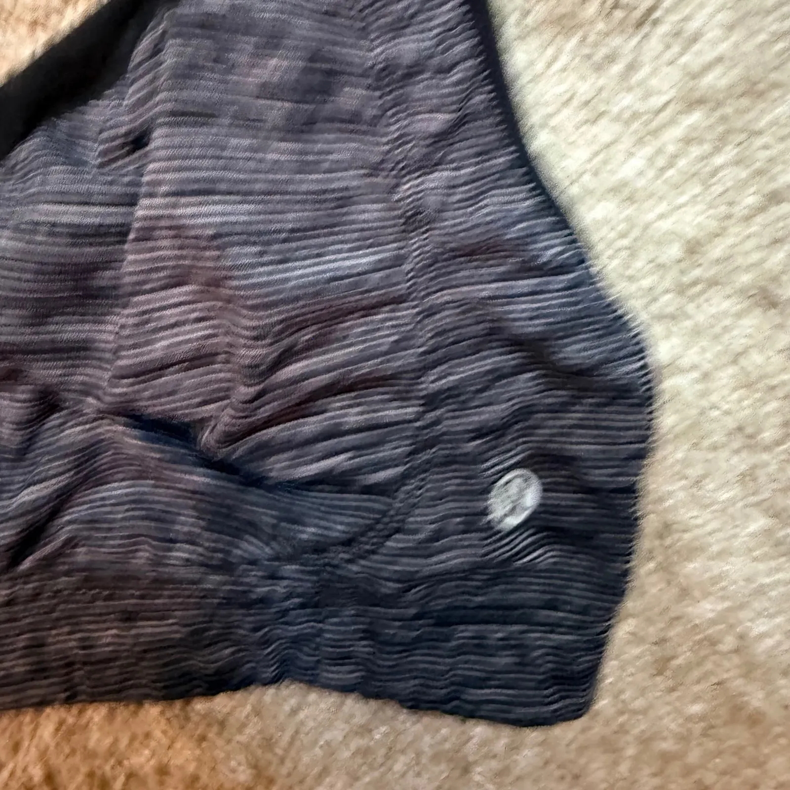 Lululemon Ta Ta Tamer II Wee are From Space Sports Bra Hook/Eye Closure Size 4 - Image 3
