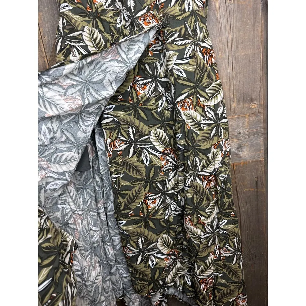 Banana Republic Wrap Dress Women’s Size 2 Jungle Print Hidden Tigers - Image 3