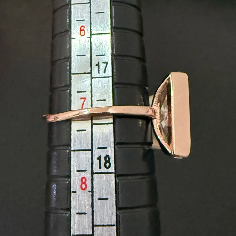 Unsigned Faux Pearl & Crystal Rose Gold Open Ring Fashion Ring Size 7 White - Image 9