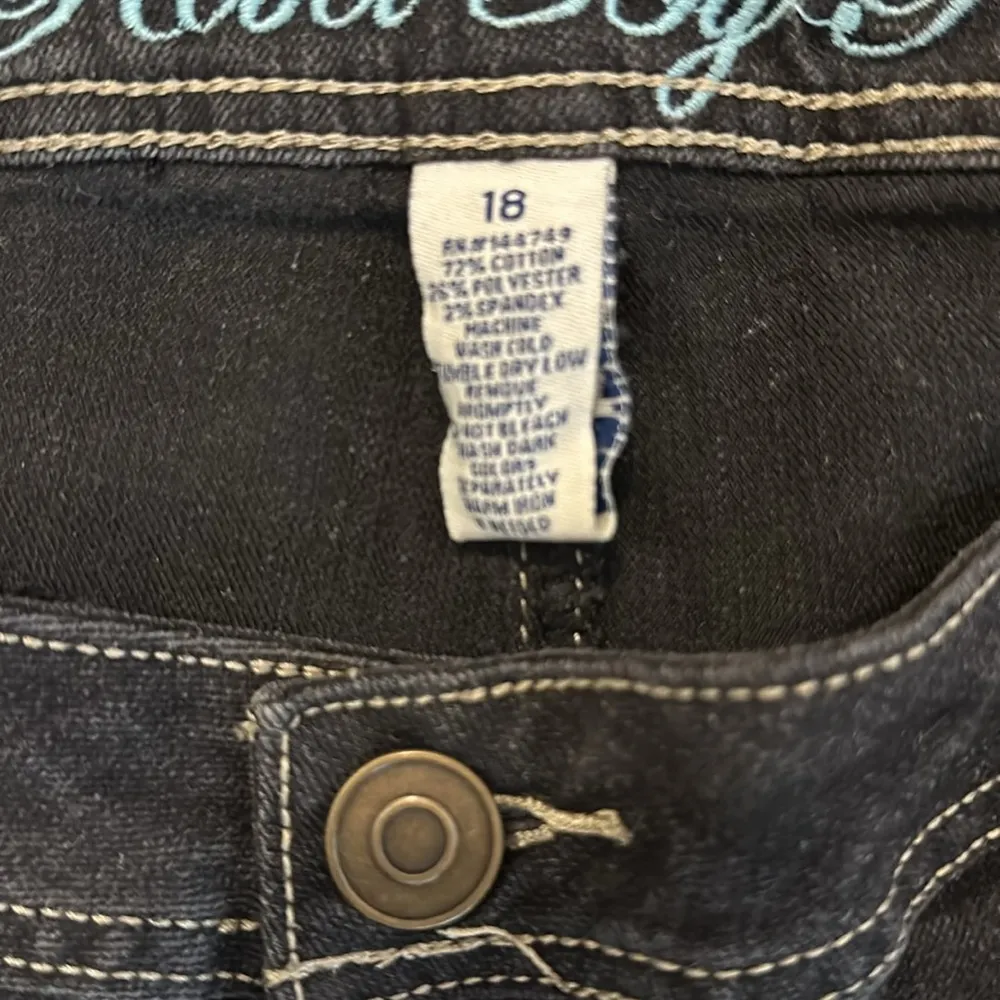 Rebel By Right faded black jeans, size 18 - Image 5