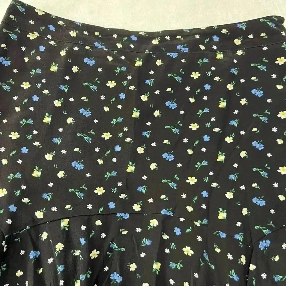 Vici Floral Skirt size L - Image 2