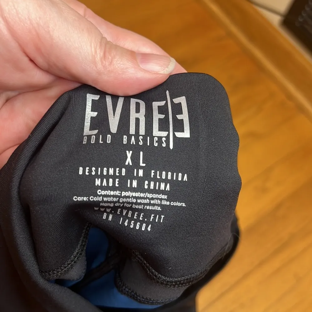 EVREE by Chestee Heart Booty Legging, XL NWT - Image 3