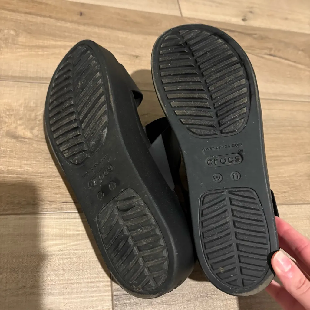 Crocs Literide Brooklyn Low Wedge Sandals black size women’s 11 - Image 5