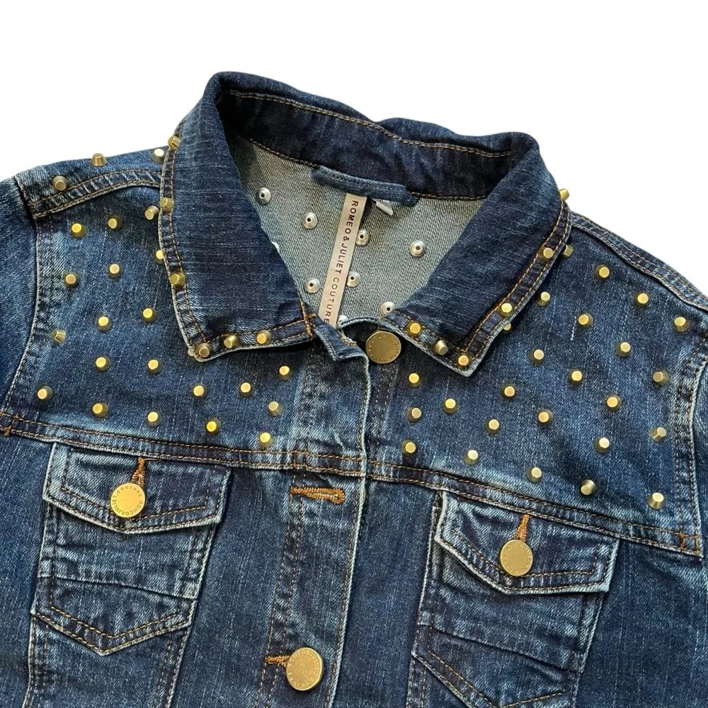 Romeo & Juliet Studded Cropped Denim Jacket, Sz M - Image 14