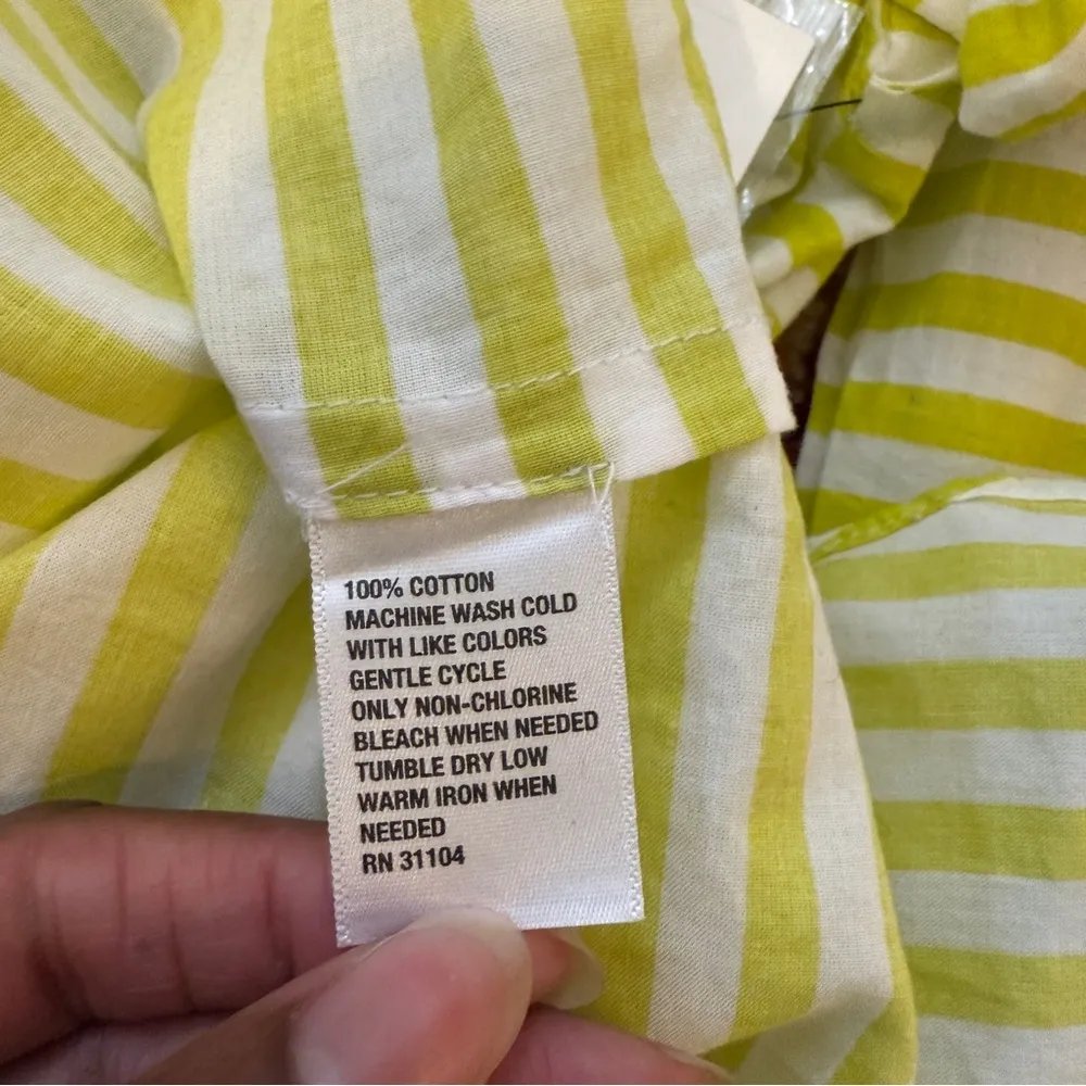 Crown & Ivy Green and White Long Sleeve Button Down Shirt - Image 5