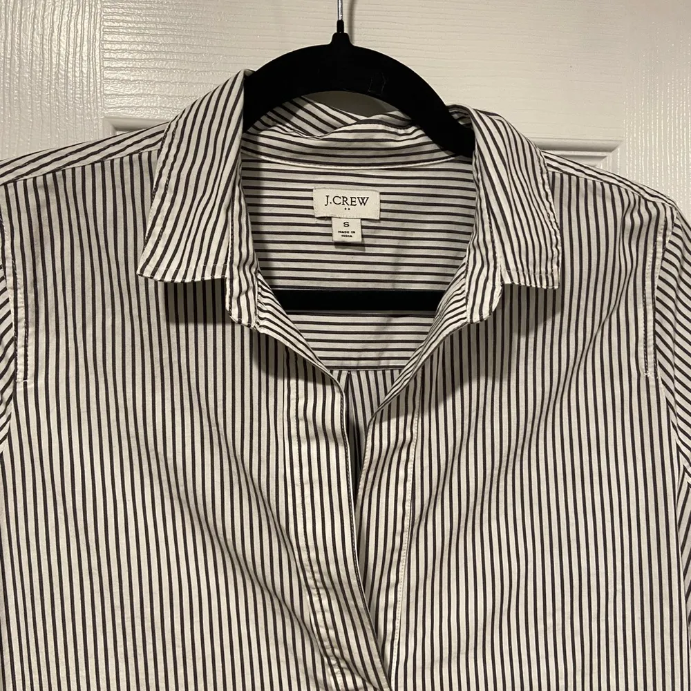 J. Crew Size S Black White Stripe Long Sleeve V Neck Collared Popover Tunic Top - Image 2