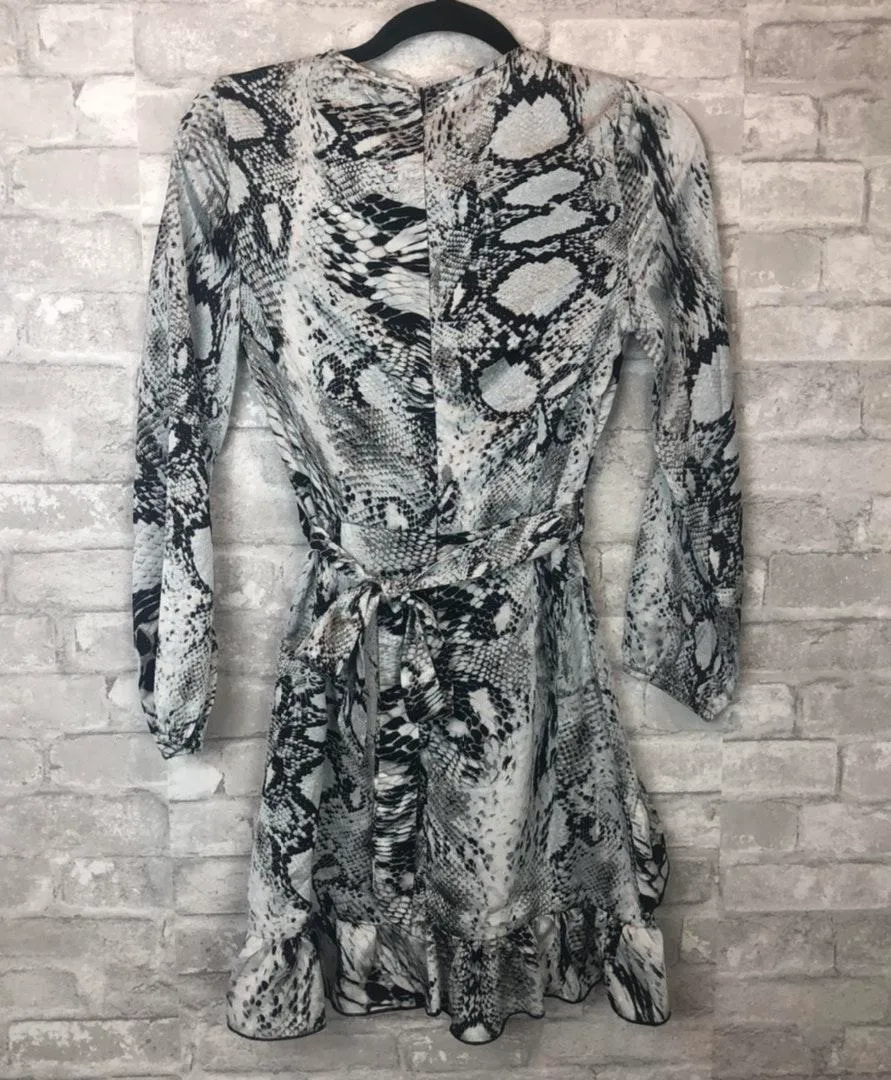NWT Quiz Snake Print Wrap Dress Multiple Size 4 - Image 7