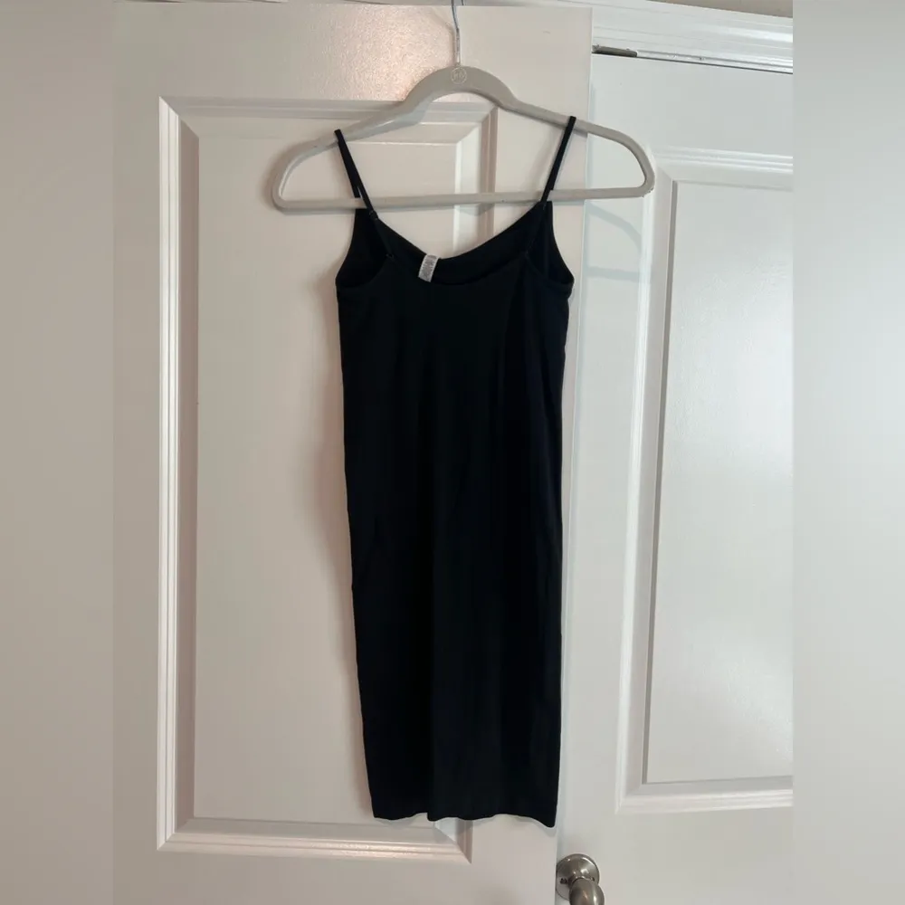 New BCBGMaxAzria Black Stretchy Slip Dress - Image 4