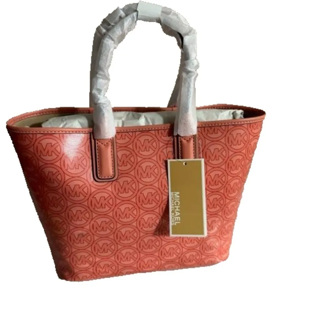 Michael Kors Small Tote Bag - Image 4