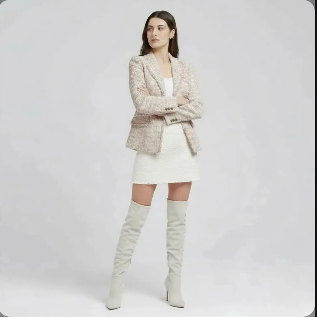 Sz 4 DKNY NWOT $159 MSRP Pink Tweed Fringe Blazer - Image 2